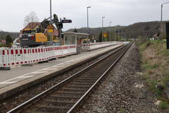 Die Bauarbeiten am Bahnsteig Itzelberg gehen weiter. Die erste Hälfte ist bereits gerichtet. Die Bauarbeiten am Bahnsteig Itzelberg gehen weiter. Die erste Hälfte ist bereits gerichtet.